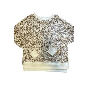 Time and Tru Womens Sweatshirt Small Animal print Leopard Relaxed fit Crew Neck